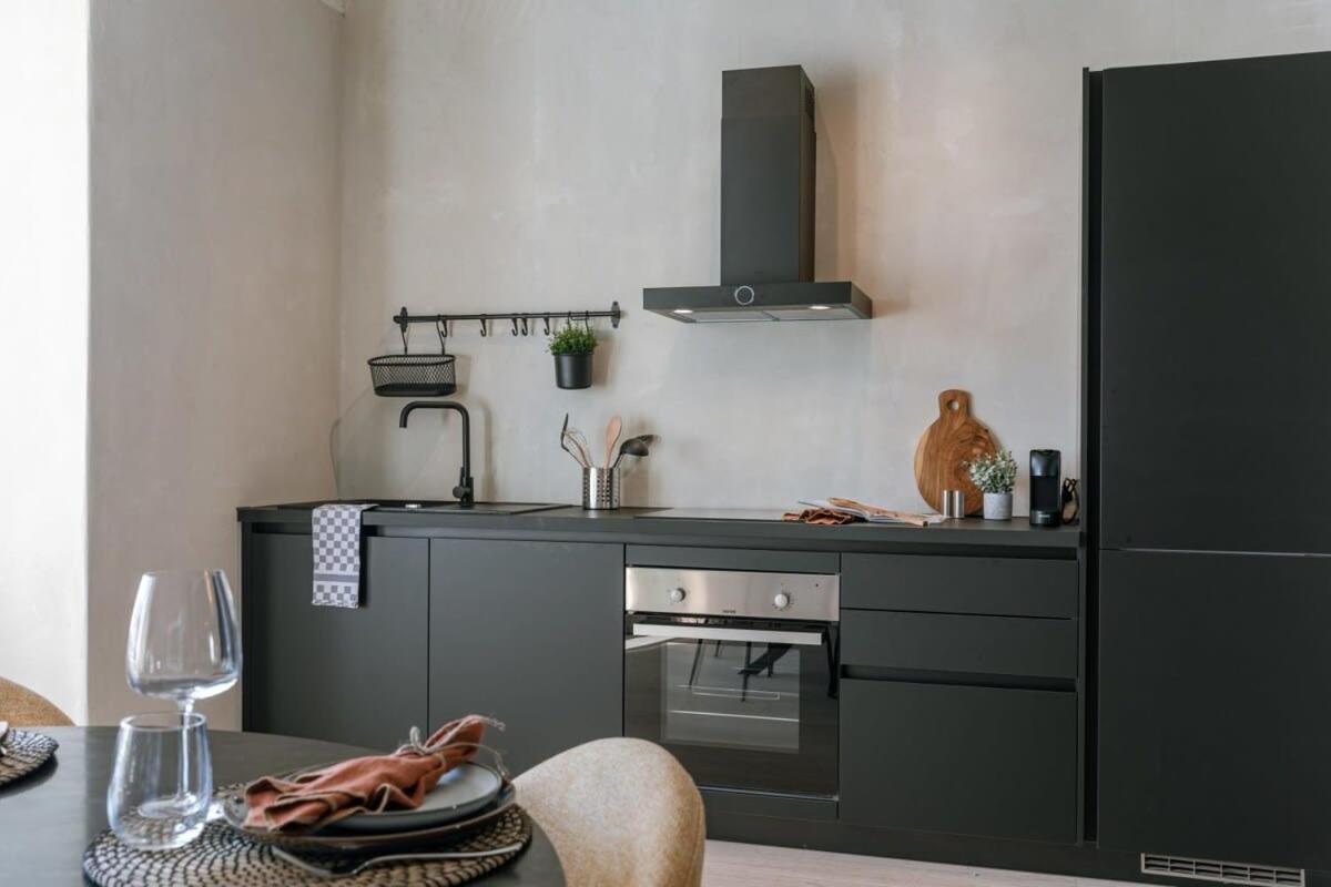 Huswell - Industrial Apartment With Terrace In Antwerp Antuérpia Exterior foto
